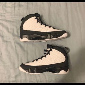 Jordan 9 “University Blue”